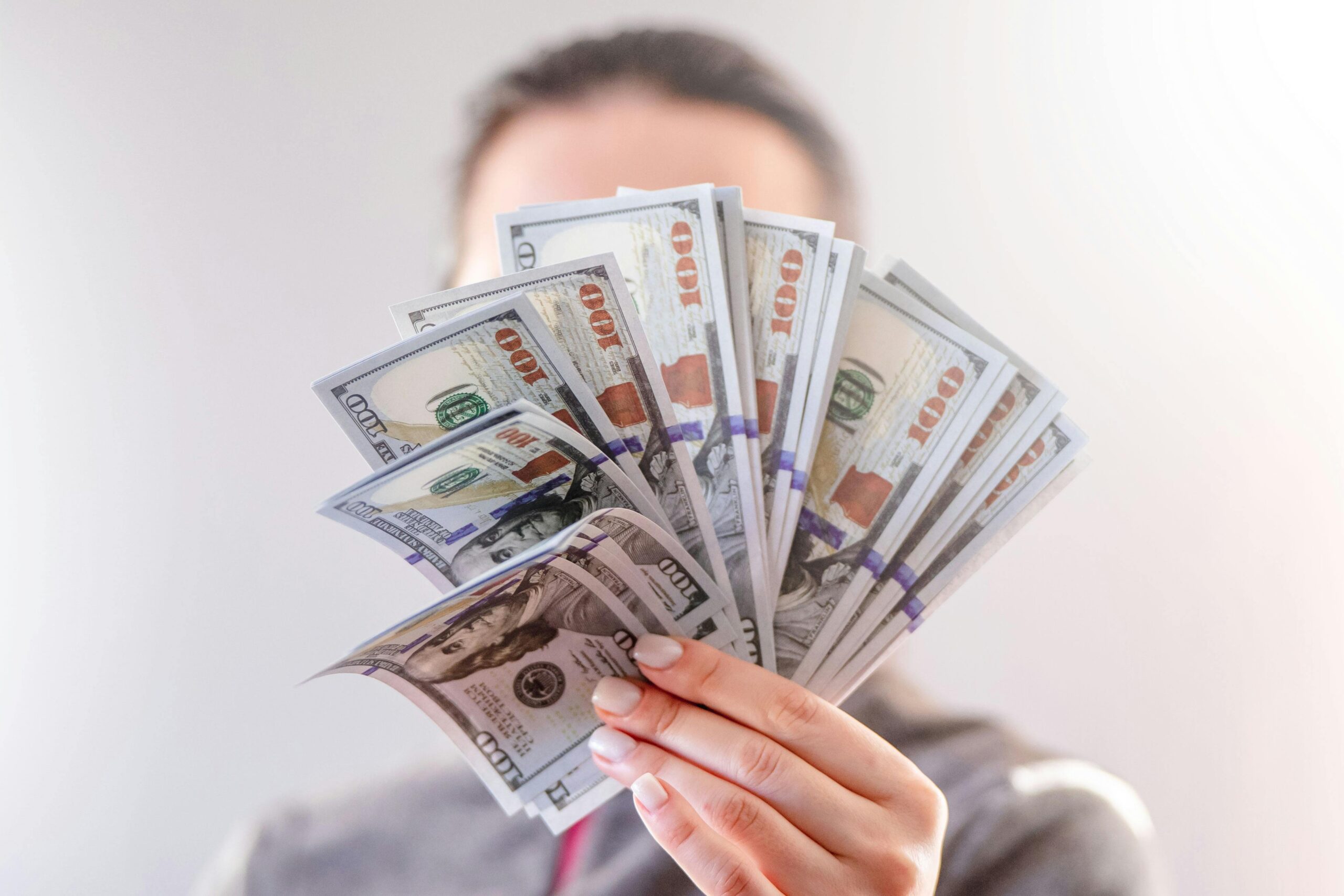 How Women in STEM Can Negotiate a Raise (Without Feeling Like a B*tch)